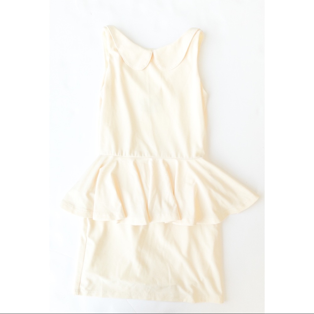 Joyfolie size 4 Cream Dress